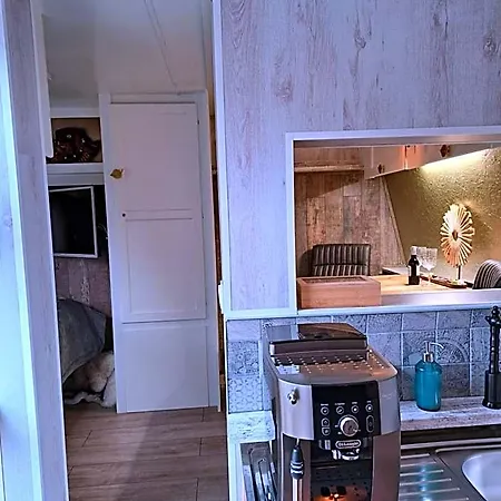 Bed & Breakfast Bnbheerhugowaard 3*